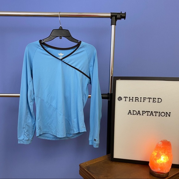 Russell Athletic Tops - 🔴5/$20 Russell Athletic top